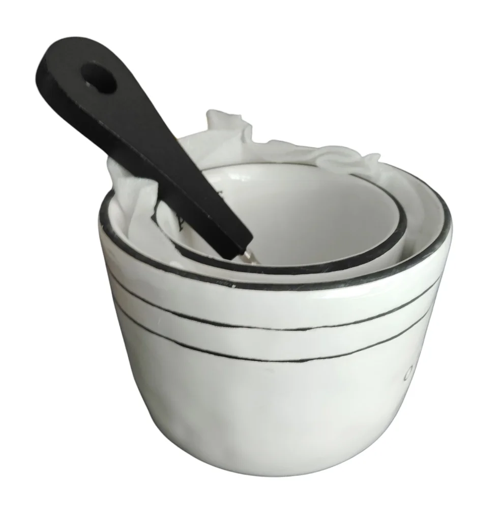 Mud Pie Ceramic Olive Bowl Set with Black Spoon NWT